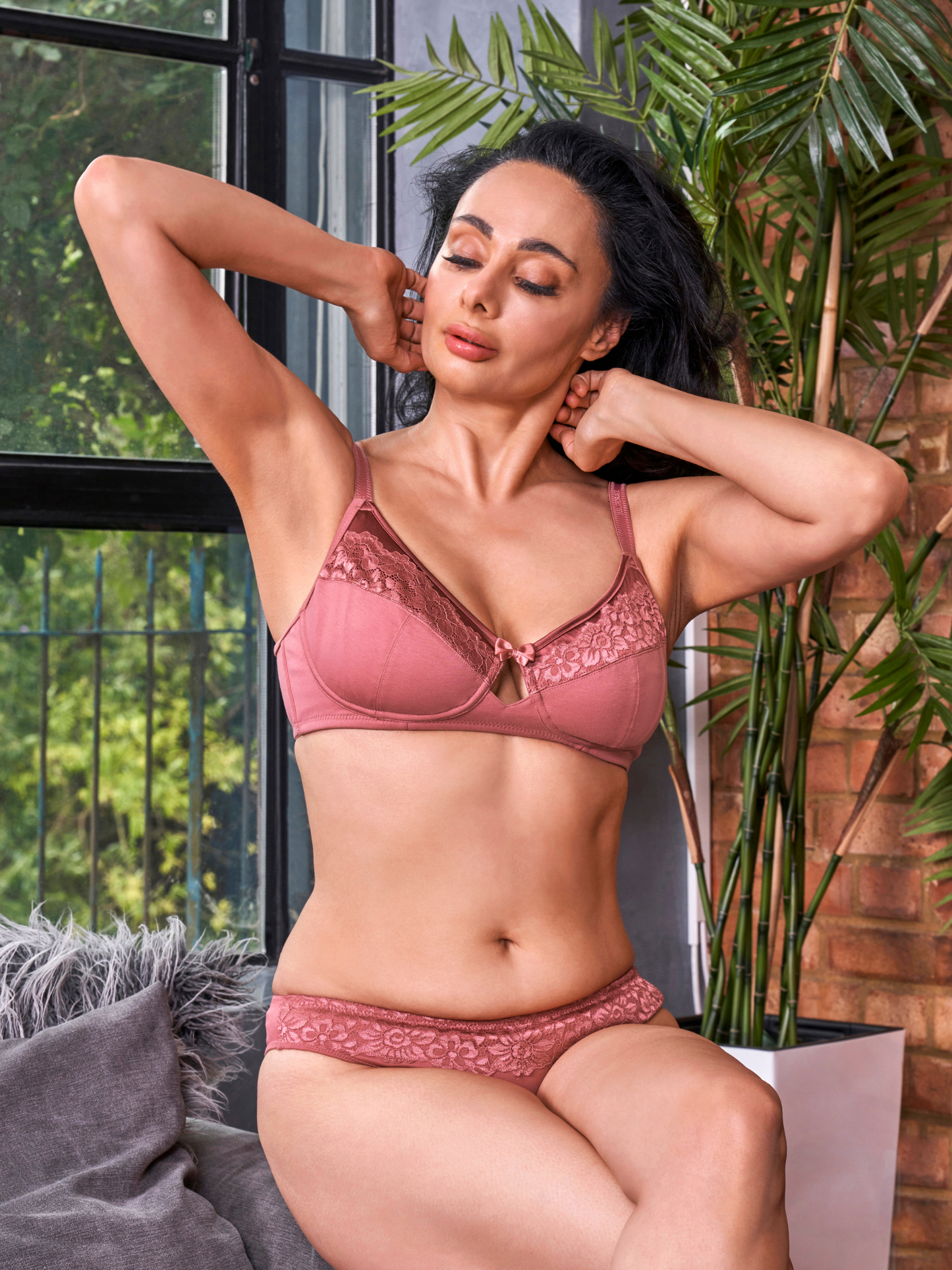 Rosie - Silk & Organic Cotton Lace Full Cup Wireless Bra-1